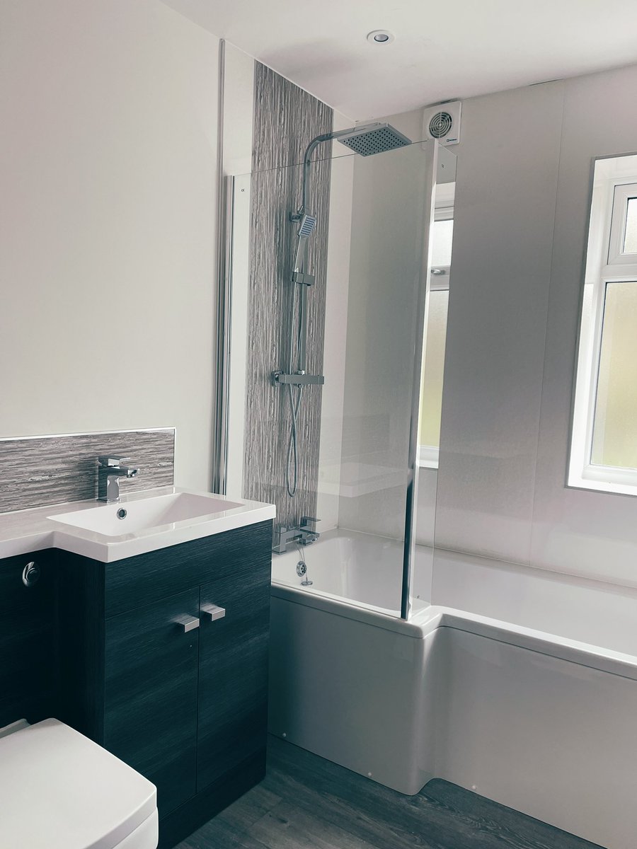 IHUKtweets's tweet photo. Some pictures taken today of one of our beautiful newly built a houses https://t.co/C7nOIxO4jz