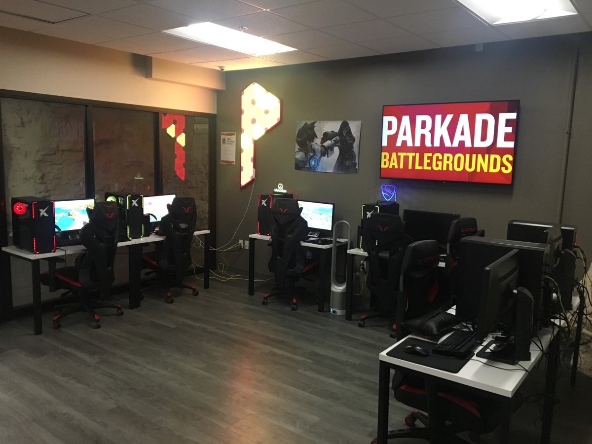 ParkEsports's tweet photo. Park Esports has officially opened up their donation page!
We want to thank all of our fans and supporters as we continue to grow and build our esports program! Any contributions will directly support the esports athletes and program.
Thank you!
https://t.co/l5mD4gA0t9 https://t.co/nfW2GqMIg4