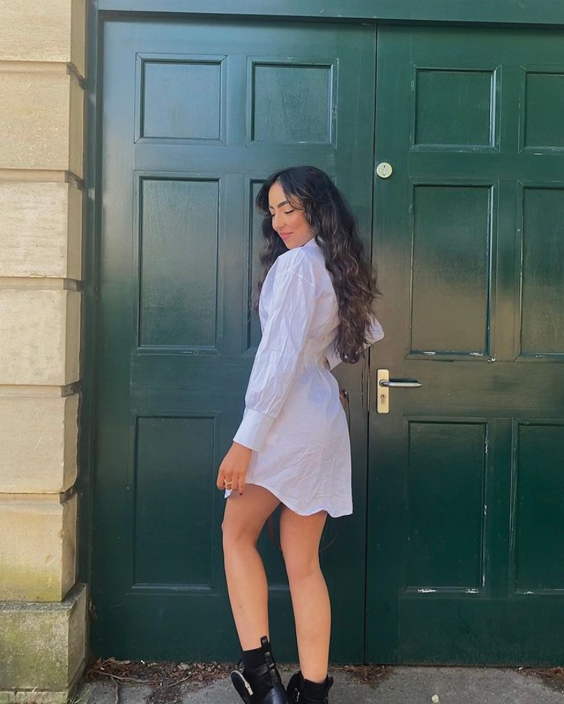 cheltbloggersuk's tweet photo. @parmis.monsef looking absolutely beautiful 😍 Would recomend giving her a follow for some lovely content! https://t.co/gAvjmNaPlW