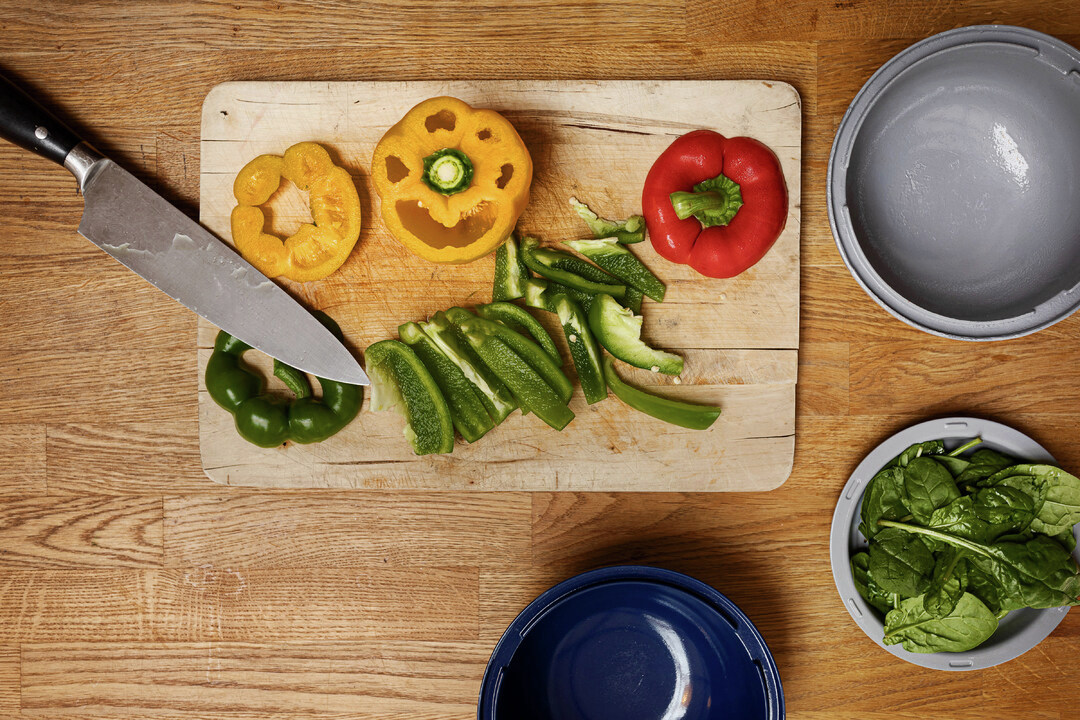 PodProtein's tweet photo. Straight from the chopping board into Pod!

Simple and quick food, still packed with nutritious goodness 😍

https://t.co/SrHNHEMGAf

#ProteinPod #AllFreshGreatTasteNoWaste #HealthyLiving #FoodPrep #SimpleFood https://t.co/Bqaq3fZiVX