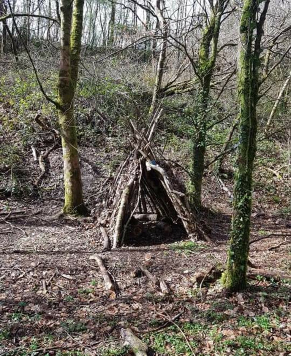 Thanks Helen. <a href="/GlanmireFT/">Glanmire Fairy Trail</a>  #beautifulglanmire