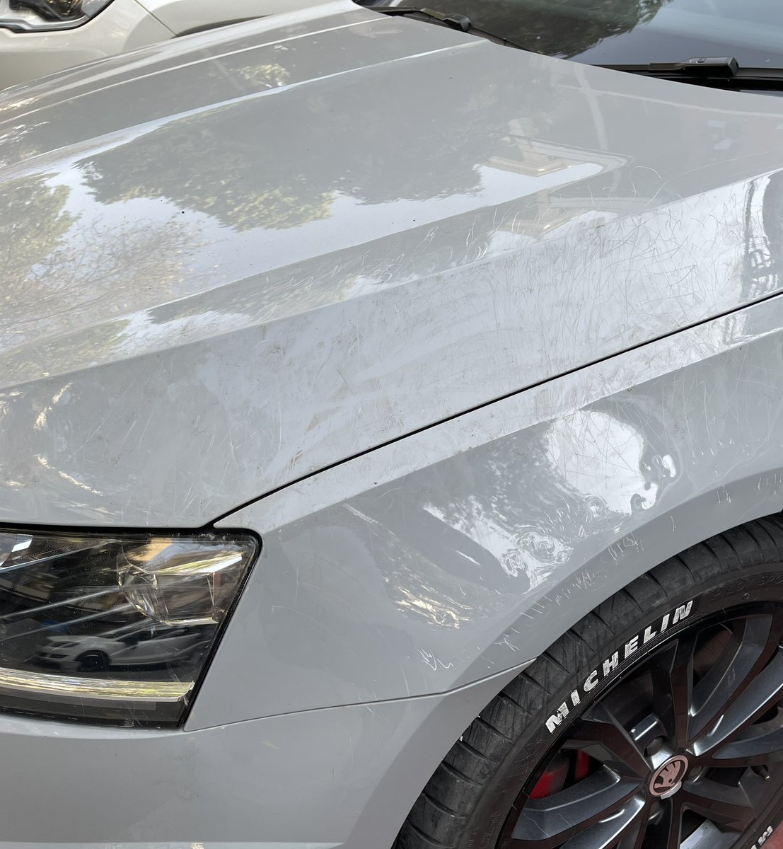 akhyil's tweet photo. @SkodaIndia @JaiAutoskoda @Zac_Hollis_  @SKODAUK @skodaautonews Skoda Service centre has destroyed my vRS230. Went for a paint job after dogs attacked my car. They damaged my bonnet. Painted parts that did not require paint job. Spoilt factory paint job. Here is my story(1/10) https://t.co/RB5rtWCyec