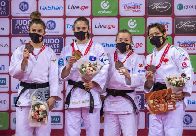 KosovaJudo's tweet photo. Shume urime👏 per xhudisten tone🇽🇰 @NoraGjakova e cila sot fitoj medaljen e ARTE🥇ne Grand Slam Tbilisi🇬🇪#judotbilisi #Kosovo https://t.co/CBrF0Mzd5Y