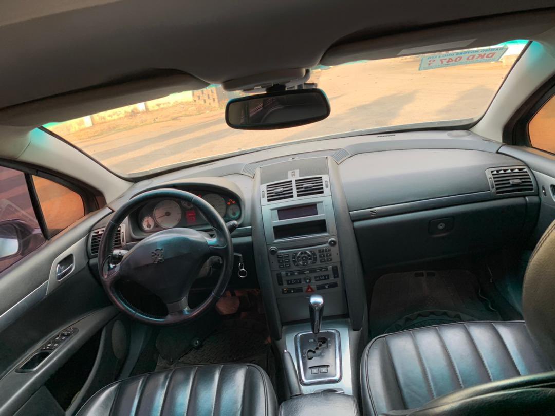 noor_dantatii's tweet image. For sale!!!
Super clean Nigerian used Peugeout 407 in a superb condition going for a cheap price of 1m
location: kaduna 

Retweet please