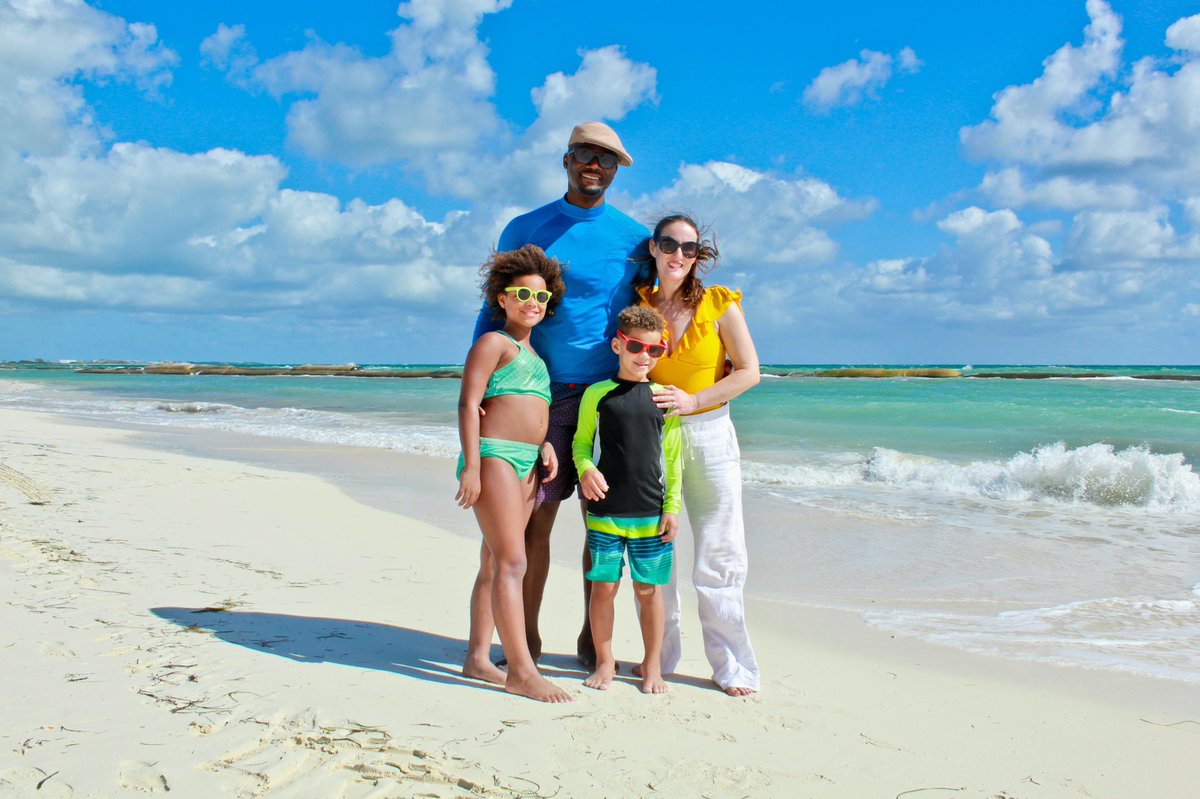 WTAdventurers's tweet photo. How we paid $270 on a $12,000 luxury vacation in π²π½ - https://t.co/MD2Fizbe8c
Follow us for more travel tips on how to travel like a millionaire.
#ProTravelHacker https://t.co/9aXplWDhMM