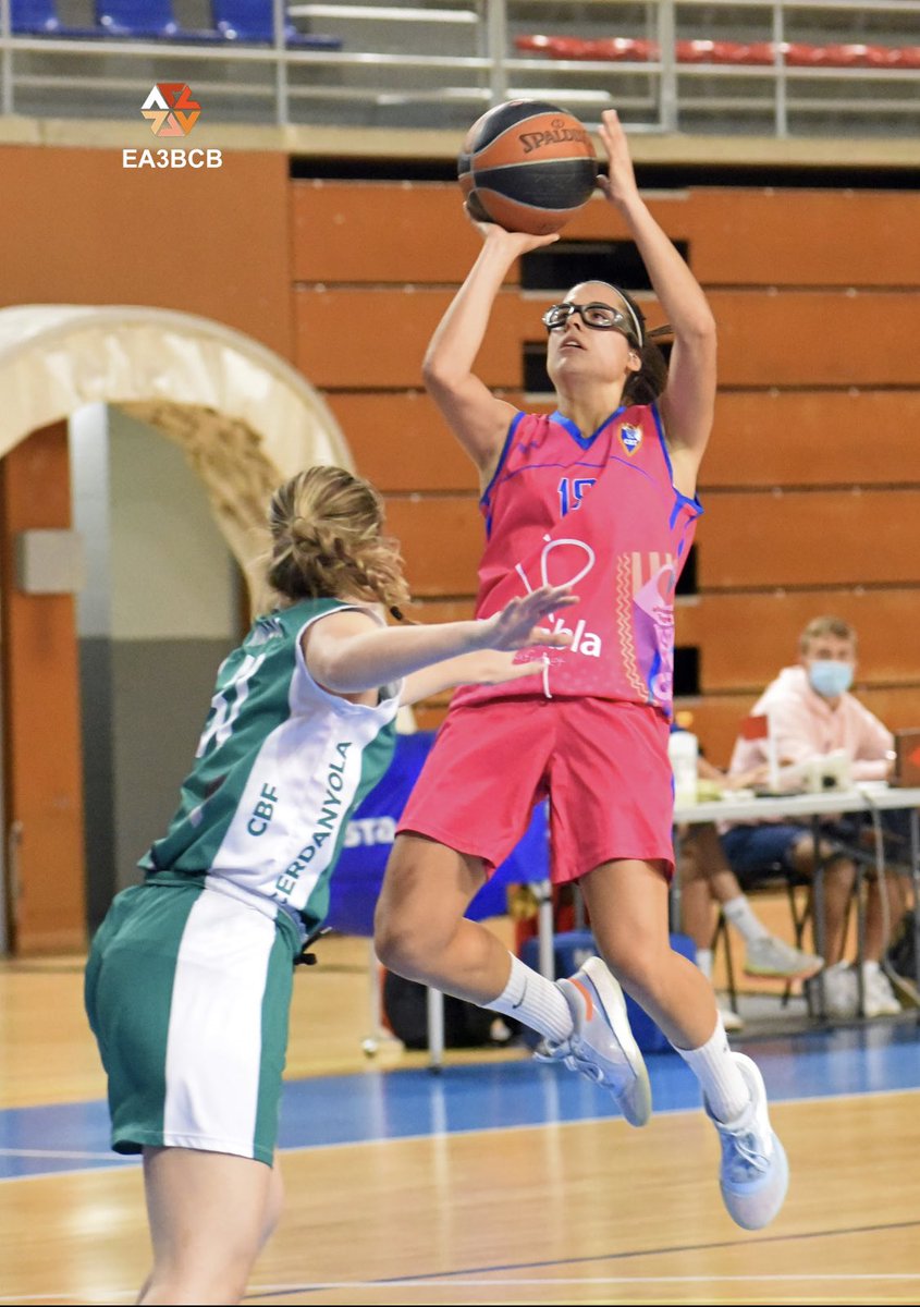 CBT_Tarragona's tweet photo. Segon enfrontament pel @DiselautoVolvo CBT ⛹🏻♀️🏀
🆚 @VGBasquet
📆 Diumenge 28| 17.00
🏠 Pavelló del Serrallo
🏆 J2 Primera Catalana
📺 en directe per @MyPlaySpain
#gaudeixcbt #caracterblau #primeracatalana https://t.co/NzjYQyDH8P