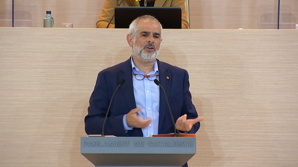 delvillarbx's tweet photo. Jo ja no se si és més (tremebundo) polític o (tremebundo) còmic... #CarrizosaCircus #NoMoreWords https://t.co/8IwBPns4L5