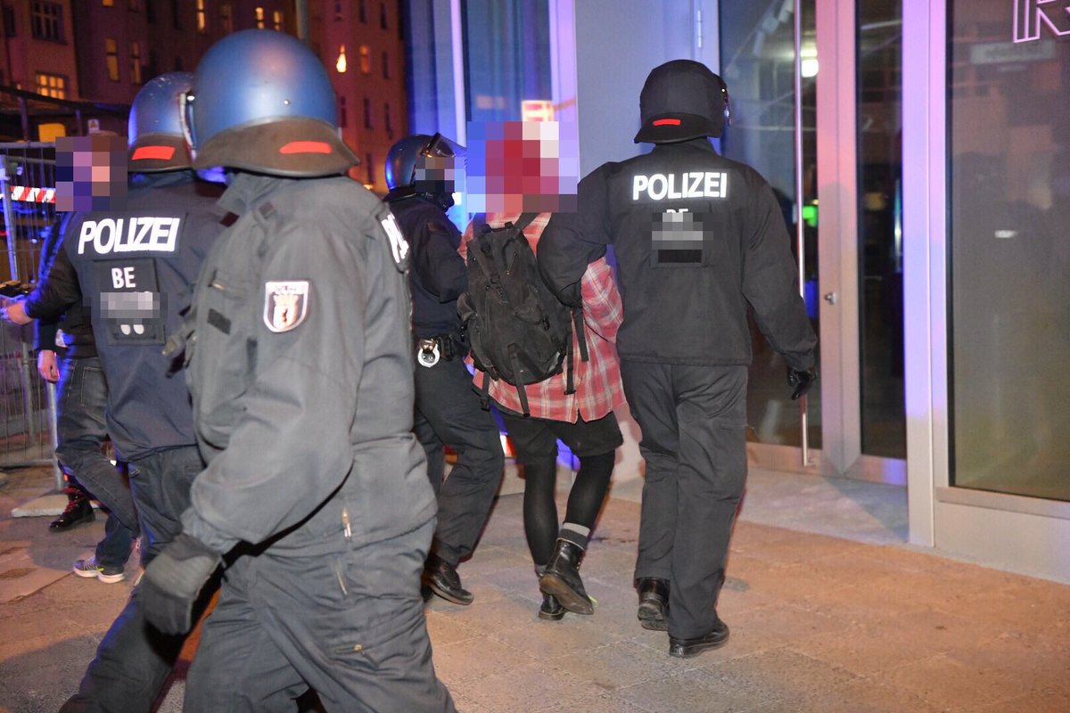 Nacht Floh tweet media
