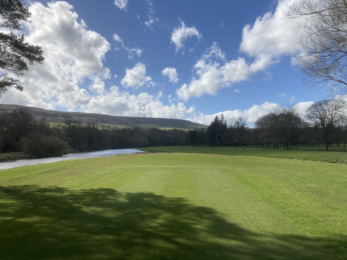 IlkleyGolfClub's tweet photo. So who is ready for Monday? Are we getting excited yet? A massive well done and thank you to our greenstaff who have been working hard this week getting everything prepared. The course looked fantastic this afternoon! 👍⛳🏌 #cantwait #notlongnow #golfisback https://t.co/KFkKyoyfTD