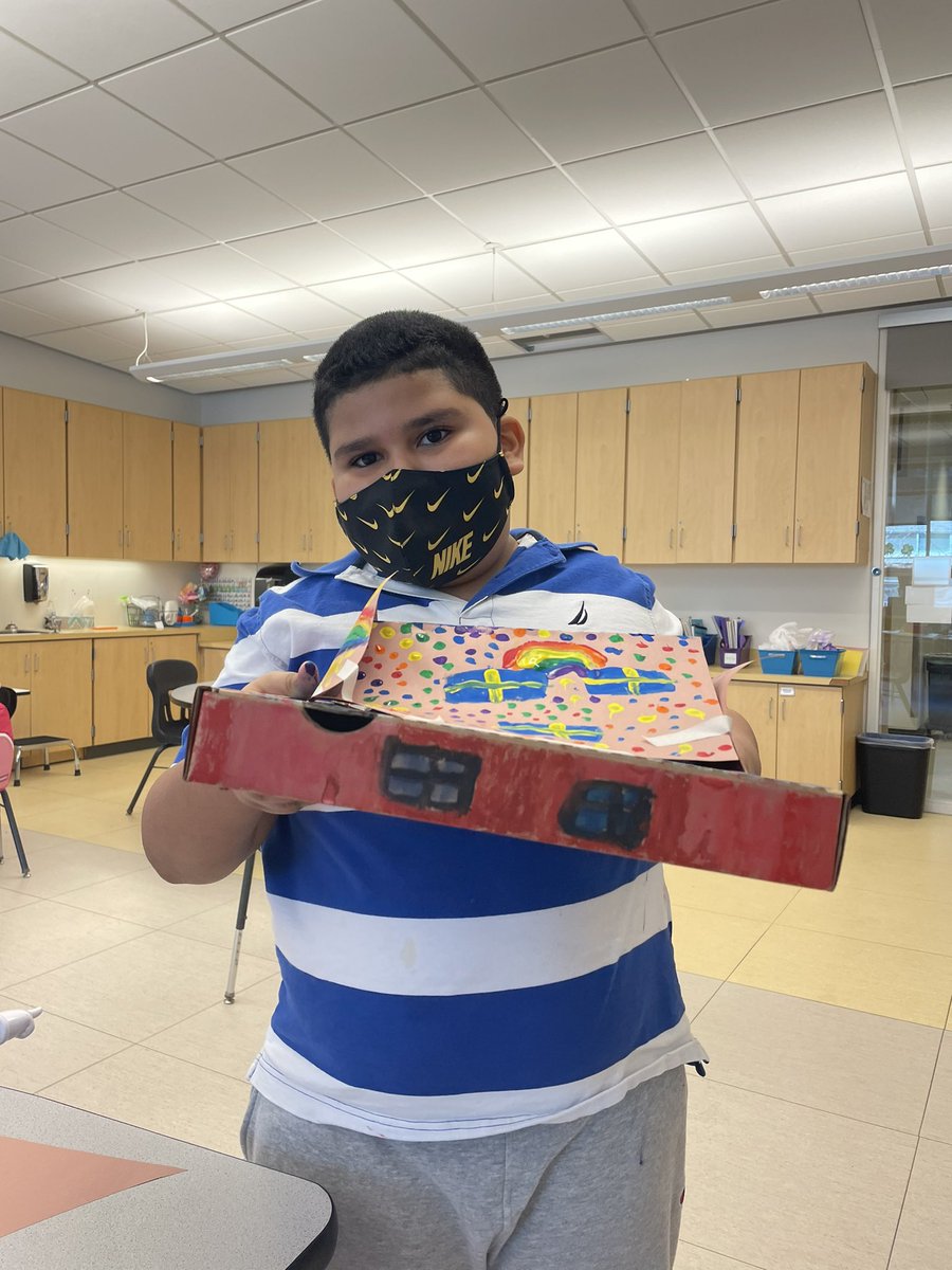 mrswalshsped's tweet photo. We had so much fun learning about community helpers and designing buildings in our community! So many fun #mpProjectUP activities 🌟 https://t.co/Fowzwy11Z6