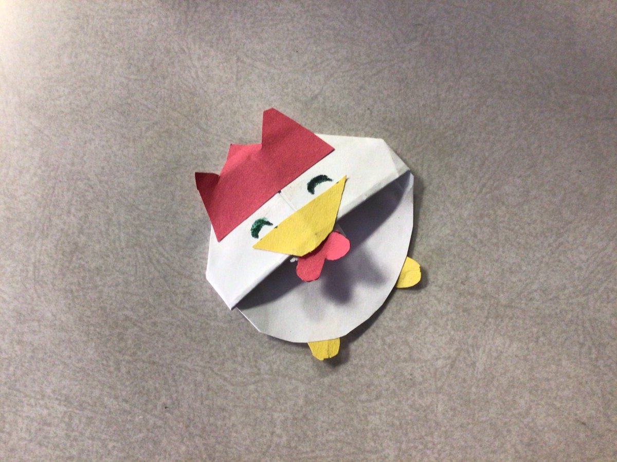 We made origami bookmarks today and Ss really showed their creativity!

#BentonBold #Creativity #ReadingFun #Unicorns #Chickens #Frogs