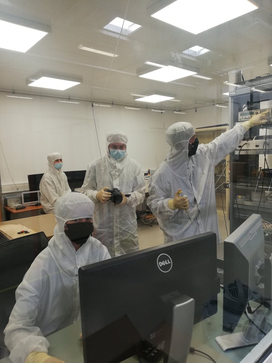 FEMTO ENGINEERING (@femto_eng) on Twitter photo Suite et fin de deux jours de tournage organisés par <a href="/carnot_tsn/">Carnot TSN</a> et <a href="/Femto_Eng/">FEMTO ENGINEERING</a> .
Merci aux collègues chercheurs impliqués et passionnés ! De beaux projets racontés dans le cadre de la plateforme MIMENTO de l'<a href="/FemtoSt/">FEMTO-ST</a>
#femtost #carnot Suite et fin de deux jours de tournage organisés par <a href="/carnot_tsn/">Carnot TSN</a> et <a href="/Femto_Eng/">FEMTO ENGINEERING</a> .
Merci aux collègues chercheurs impliqués et passionnés ! De beaux projets racontés dans le cadre de la plateforme MIMENTO de l'<a href="/FemtoSt/">FEMTO-ST</a>
#femtost #carnot