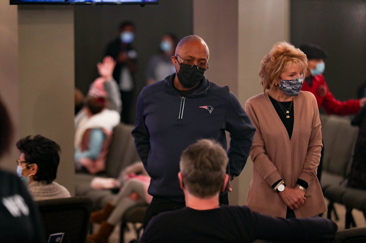 Tonight is Family Corporate Prayer right here at IFC and we can't wait to see you. No seat reservations are required! Join us here at 7:00PM or online on Church Online, on Facebook Live, or Youtube Live. See you soon 🙏😷