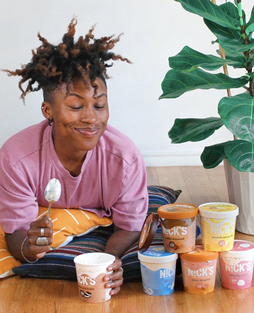 Radtasticly_Cam's tweet photo. It was L-O-V-E at first taste! #ad I am completely smitten by 
@nicksicecreams 

These rich n creamy, simply delicious + keto friendly Swedish-Style flavors are 360 or fewer per pint!

Click the LINK to get your hands the deliciousness! 🍦🍨 

https://t.co/fUF5YJ2Qbk https://t.co/zJrWfWq1n9