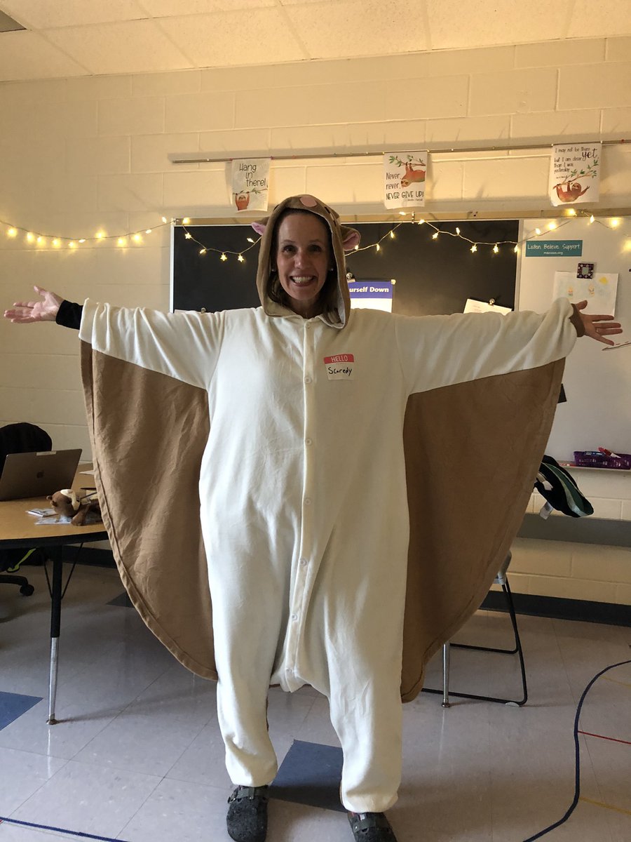 BriGallagherSC's tweet photo. Typical Friday in the life of an elementary school counselor.  #FavoriteCharacterDay #ScaredySquirrel https://t.co/VTDfxeznjy