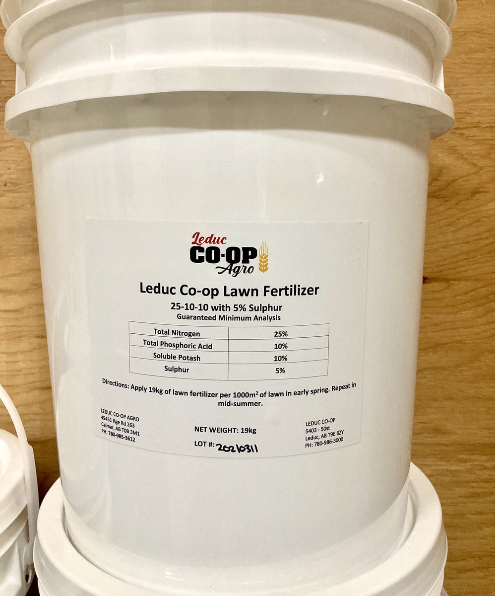 LeducCoopAgro's tweet photo. Spring came early... come pick up your lawn fertilizer for $29.99 each @ the Leduc Co-op Hardware Store or Calmar Agro location TODAY! #springishere #leduccoop #supportlocal #lawncare https://t.co/9DoZWdCpZh