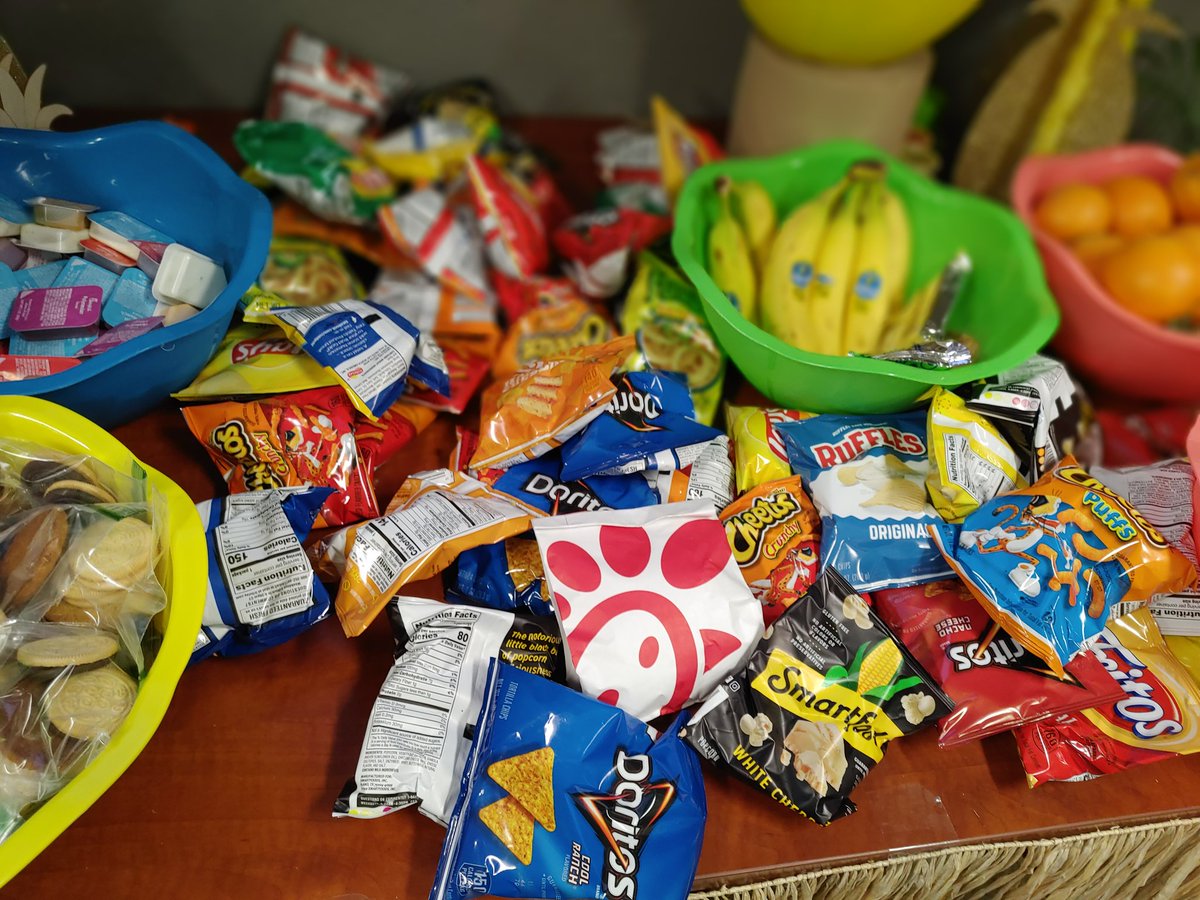 Bootz1536's tweet photo. Day two Chick-fil-a and snacks, fun game's Thank you to all our associates
#successsharing2021 #store0472 #D130 https://t.co/zXIRYCze8n