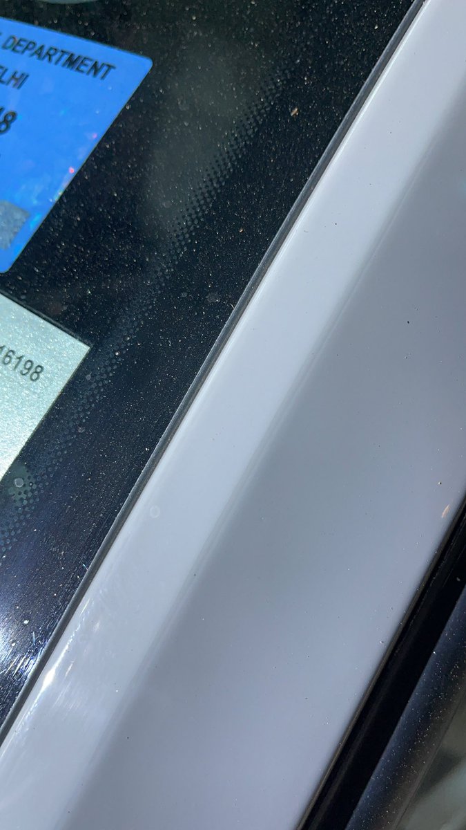 akhyil's tweet photo. @SkodaIndia  @Zac_Hollis_  @JaiAutoskoda To cover up their negligence &amp; deficiency of service JaiAuto to fix the bad paintjob that they never informed me about used buffer machine to fix the damage done and ended up completely buffering the entire paint off the car (4/10) https://t.co/I0W8IUOE7A