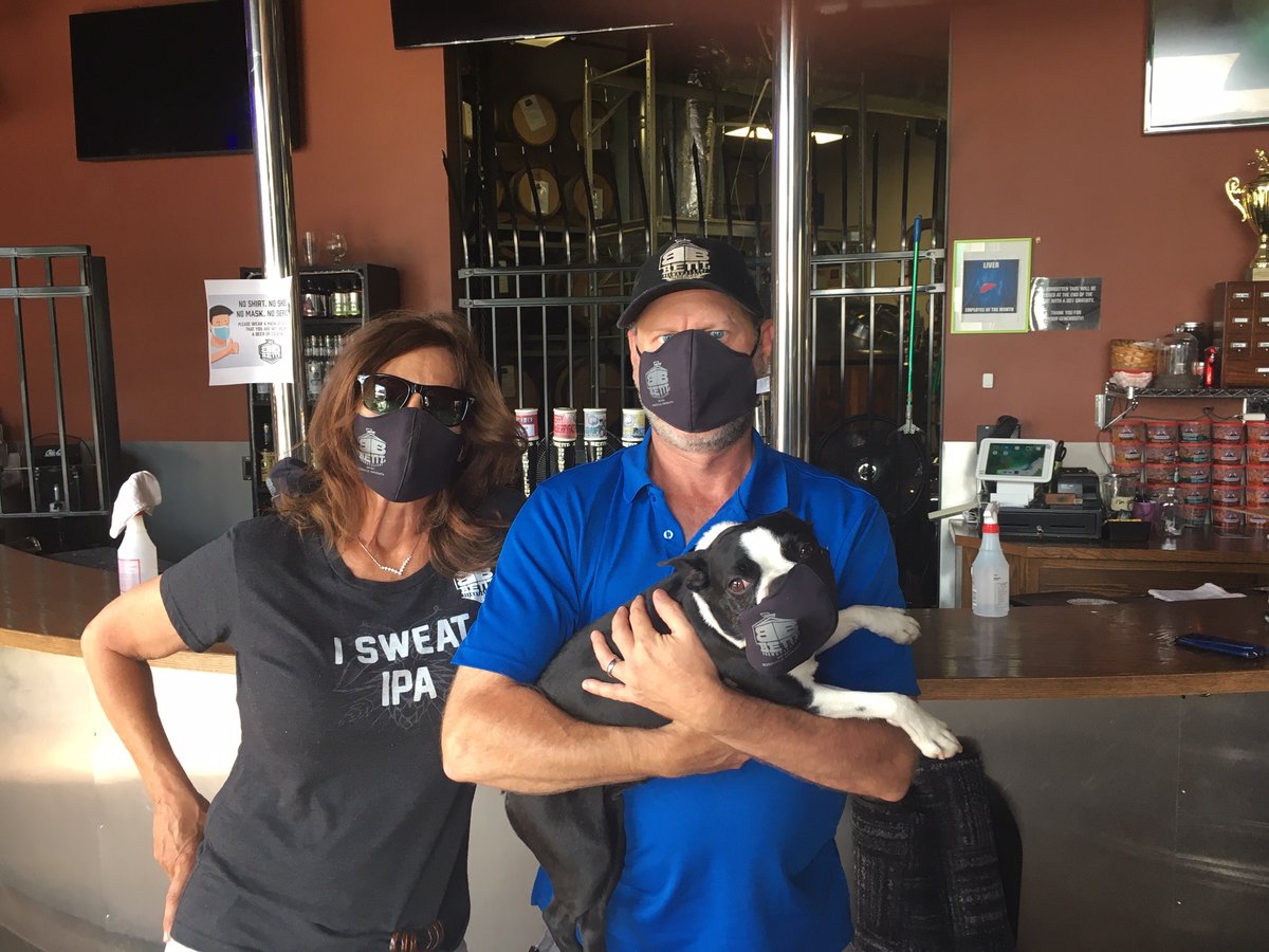 BentBrewstiller's tweet photo. BB wants you to know that you can stay in the know with all of our Bent Tappenings when you sign up for our newsletter!

Click the link below and scroll to the bottom of the homepage to subscribe: https://t.co/yTe9KmIApy

#craftbeer #beer #drinklocal #onlyinmn #cheers #beerme https://t.co/t4xZDaYHO8