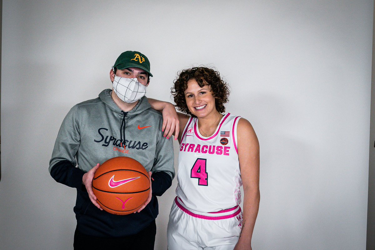 newageofsports's tweet photo. 💞💞💞 I’ve taken photos and made graphics for hundreds of athletes here at Syracuse; Tiana was my favorite and it’s not even close. Her work ethic, drive and personality on and off of the basketball court is inspirational and I am sooo excited to see what’s next‼️ #CuseDM https://t.co/zjiD5FL7R9