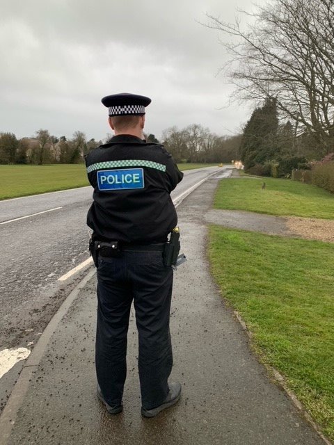 KentPoliceAsh's tweet photo. #CSUTaskingTeam have been conducting speed checks in #Chilham today due to concerns raised from local residents that motorists were driving in excess of the speed limits #CommunityPolicing #DriveSafe LJ https://t.co/QUhQ1AKl1u