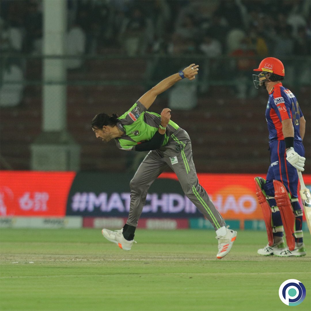 PhysioScienceUK's tweet photo. The big man David Wiese leading from the front with the bat and ball at the PSL. Keep an eye out for him in our future posts, where he’ll be wearing the colours of another fantastic team.
#psl #lahore #qalandars 
 #fitnessmotivation #sportsperformancetraining #sussexcricket https://t.co/2zgvfhImol