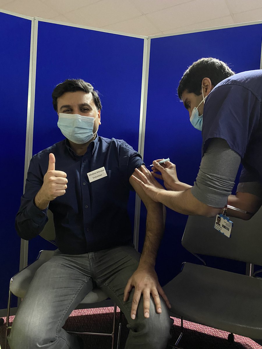 Thank you to @Medina_Mosque, volunteers, our fantastic #NHS and @SouthamptonCC for organising the very successful #COVID19 vaccination session today. What a truly great event. @mike_denness @Toqeer_Kataria @Jacwee67 @soton_labour