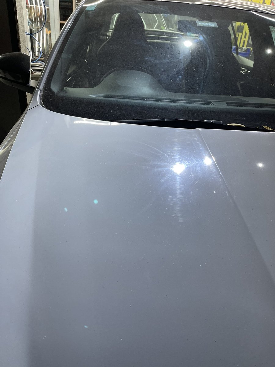 akhyil's tweet photo. @SkodaIndia  @Zac_Hollis_ @JaiAutoskoda It was so bad that they replaced and had to give me a new bonnet  which also turned out to be damaged due to mishandling by service centre. After waiting for 3 hours to installing it. I left to get new paintjob from outside(6/10) https://t.co/fAnDYPG56X