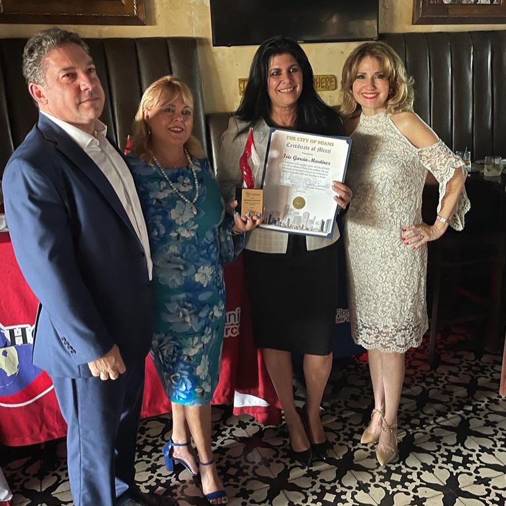 Isis Garcia Martínez tweet media