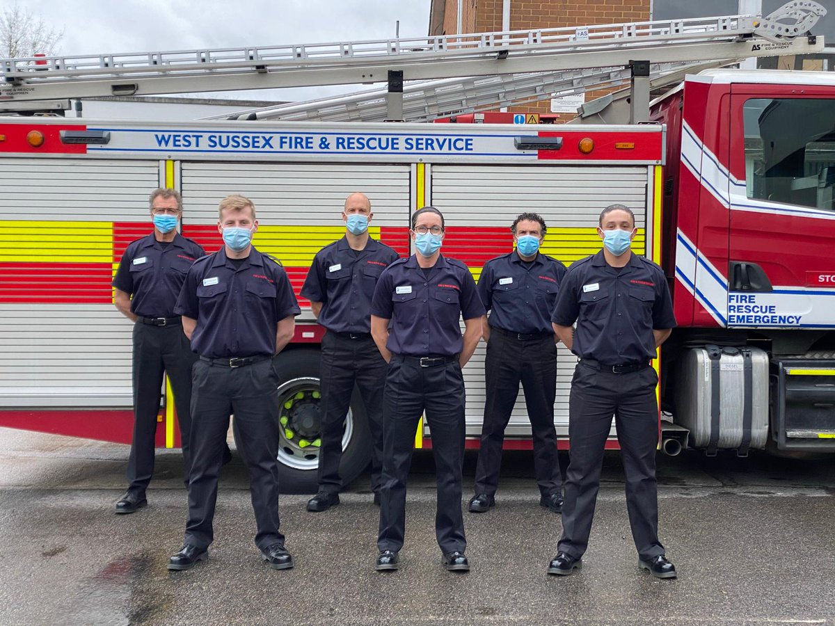 lclarke1984's tweet photo. Today R2-21 completed their 2 week  retained firefighter initial course and the 6 new firefighters are returning to serve their local communities #retained #firefighters #ProudToServe https://t.co/QI4Re6LGtY