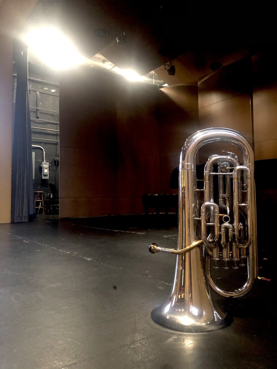 JoannaHersey's tweet image. Back on stage this semester in such a limited way with distance and all the rest. But soon...happy Friday all. Celebrate you ❤️ #friday #springsemester2021