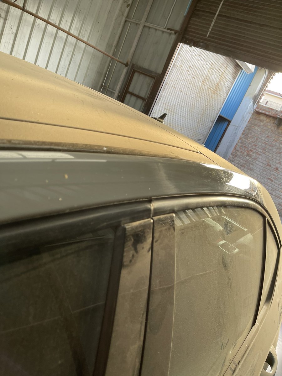 akhyil's tweet photo. @SkodaIndia  @Zac_Hollis_  @JaiAutoskoda when I dropped car to my trusted painter to fix the below standard paintjob done by Skoda. He informed me that my doors and my A-Pillars had been painted and I was shocked to hear it as I never authorised such a thing(7/10) https://t.co/W5MLa3EqxK