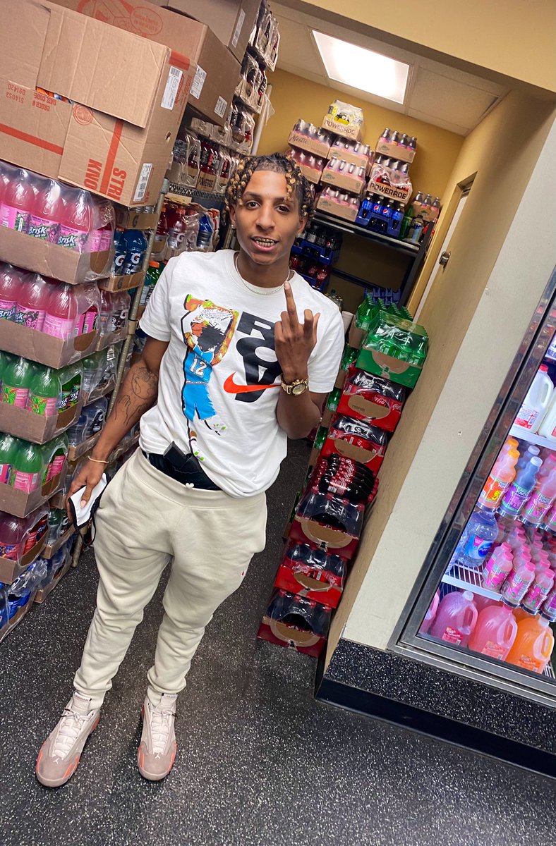 NoYapQuan's tweet photo. Once u give my pussy up it’s ova wit🙅🏽‍♂️I’m in my bag Now💰I act like Ion Kno da Bitch🥱 https://t.co/BqwUwZenL5