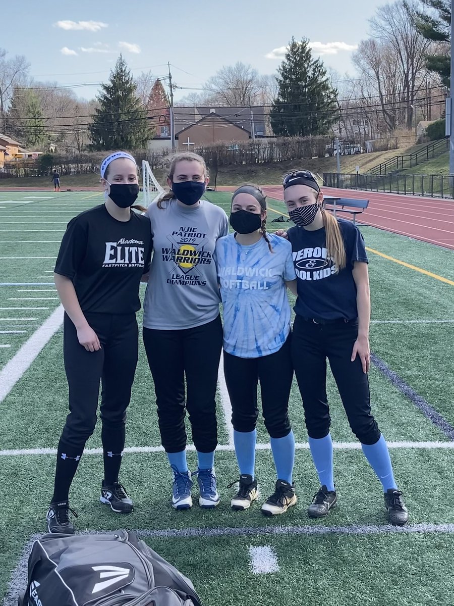 WHSgirlsSB's tweet photo. 379 day hiatus is finally over... couldn’t be luckier or happier to be around these pitchers and catchers! Welcome back HS softball players! https://t.co/z3l7OSMEhh