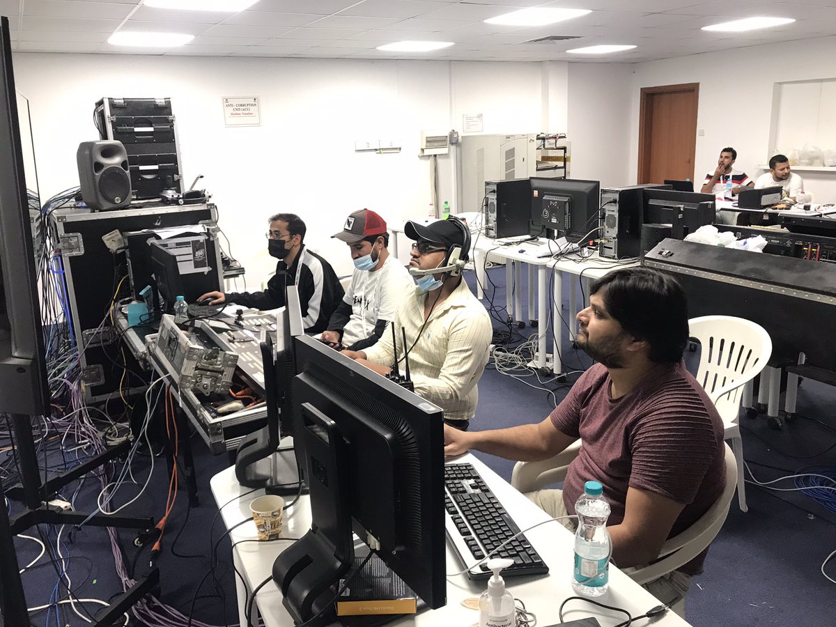 ShahidSelfie's tweet photo. D10 live from sharjha Production by #ITW &amp; #Sf360Digital gor #ECB #12Camera #HDSetup #RealTimeGfx https://t.co/MTPfAkbjkM