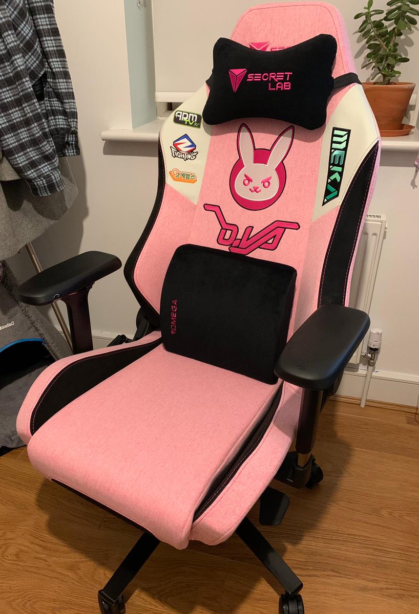 AstroK100's tweet photo. #Secretlab https://t.co/7ZkpDsSfqY