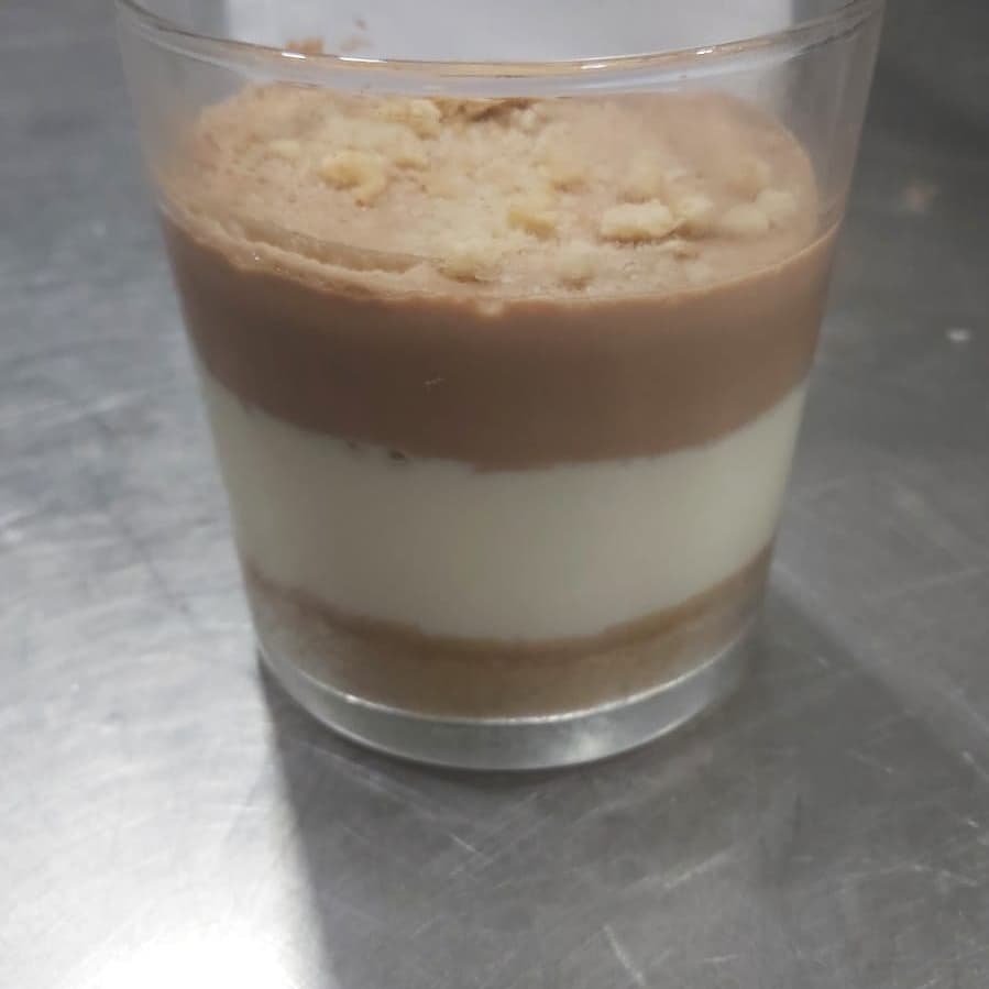 LosTorneros's tweet photo. Que preferís, la deliciosa tarta de 2 chocolates o un riquísimo arroz con leche?

Prueba nuestros postres caseros !

Bar Restaurante Los Torneros
Pol. Ind. El Torno. Ronda de los Torneros, 55 ( junto a I.T.V.)
#barlostorneros #apoyaalahosteleria #ayudanosaseguir  #postrescaseros https://t.co/Q4GeJVqmzn