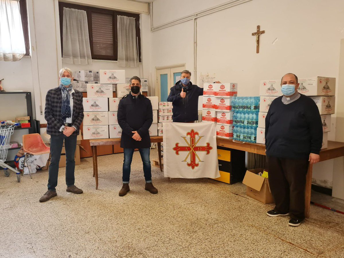 SMOCSG_Toscana's tweet image. Livorno, 26 marzo 2021. BRICIOLE DI SALUTE. Donazione alla Chiesa di Shanghai LI di generi alimentari di prima necessità da distribuire alle famiglie in difficoltà individuate nel tessuto sociale cittadino.
#solidarietà 
#constantinianorder
