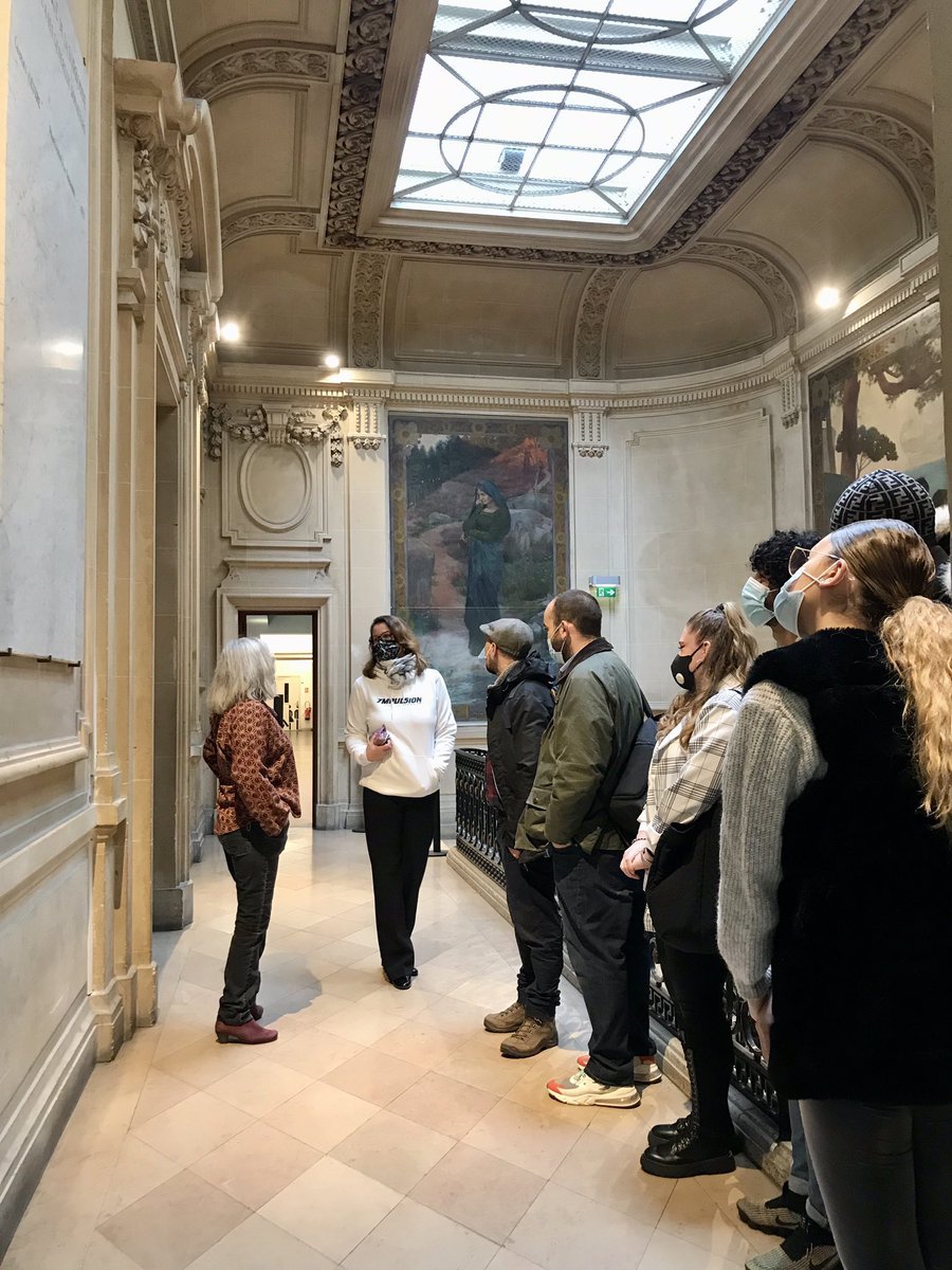FondaSorbonne's tweet photo. 🤝Notre Fondation et la @BIS_sorbonne ont ouvert cette semaine les portes de l’@SorbonneParis1 à la promotion #AldoFioretti d’@Impulsion_75
Découverte du patrimoine et échange avec l’@Cop1_Soli_Etu #EgaliteDesChances #Equiteterritoriale #liensocial #solidarite https://t.co/FdtF6Ski5v