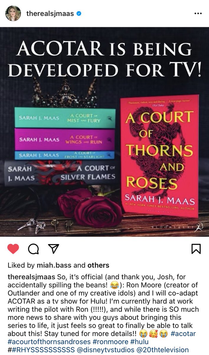 unburntdany's tweet photo. IT’S OFFICIAL GUYS!! We’re getting a TV adaptation of ACOTAR, hopefully there’ll be a ToG adaptation soon 🤍 https://t.co/UETjW9n4GP