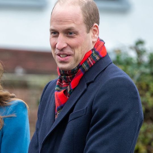 bestoflkudrow's tweet photo. Prince William             Lisa Kudrow 
     at 38                               at 58 https://t.co/38uOGLWS1R