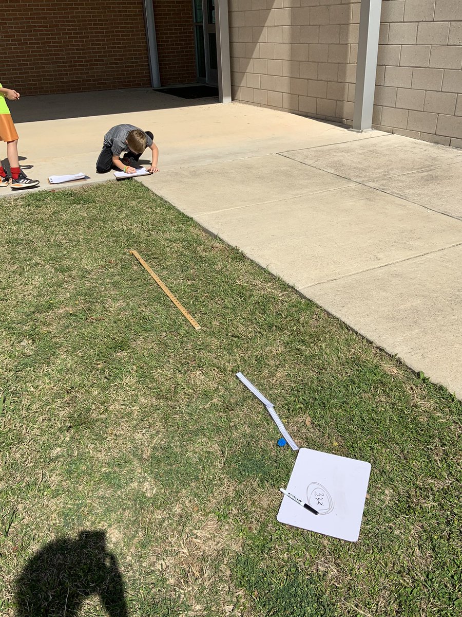 hhoffman512's tweet photo. How far will the puff ball go? Measurement, addition, writing and teamwork all rolled into one amazing afternoon outside. #ParksideStrong https://t.co/nOv33AFZQW