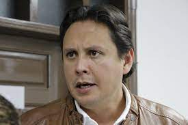 EDNTVHN's tweet photo. #EDNInforma @MartellPLH denuncia a través de un tuit que al momento de intentar ingresar a las instalaciones del Consejo Nacional Electoral (CNE), sufrieron de intimidación por parte de las autoridades militares. #EDNTV #EduardoMartell #Tuit #CNE #Intimidación #Denuncia https://t.co/FTFWxgB6kX