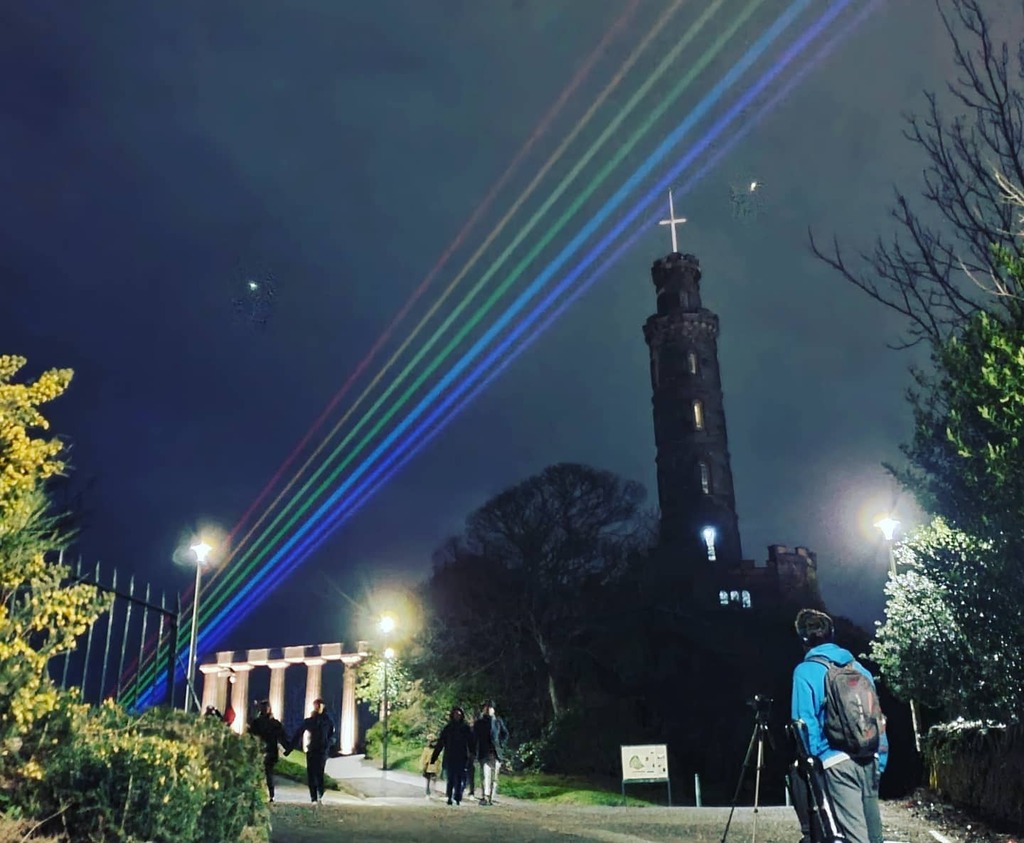 geolawie's tweet photo. Global Rainbow on Calton Hill: photographer doing photography.
#clarendon #globalrainbow #edinburgh #scotland #uk #march #2021
#covid #skyart #laser #photoofphotographer #idontknowthem https://t.co/7oyziyicJh https://t.co/v1bAdcmGIW