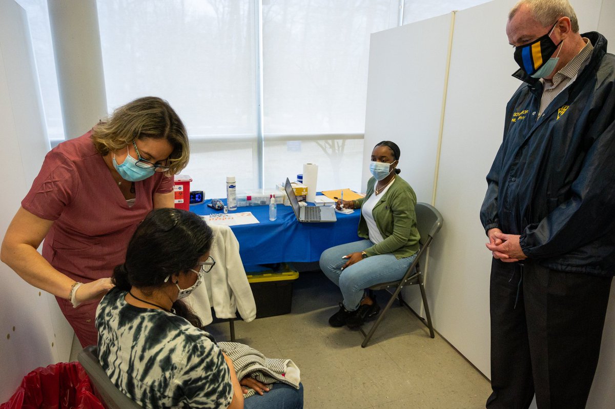 Thank you, <a href="/GovMurphy/">Governor Phil Murphy</a> for visiting the @countyofunionnj COVID-19 vaccine site at Kean. In the words of <a href="/DrLRepollet/">Dr. Lamont Repollet</a>, "The governor witnessed first-hand the great things higher education and county government can achieve together."
Learn more: bit.ly/39jV4QX