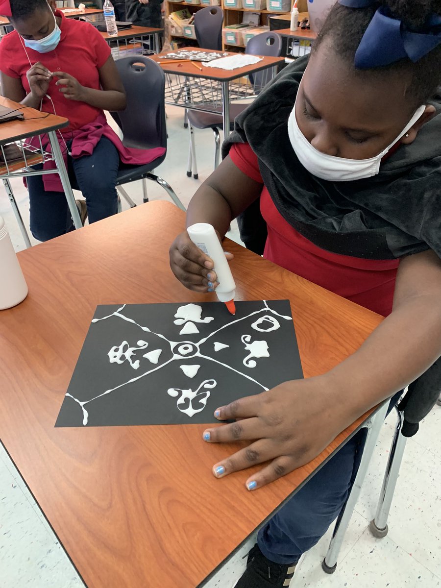 Camryn Tucker (@mrstucker5thoes) on Twitter photo This week we learned how sound waves can create patterns in salt, so we created our own salt patterns. #welovescience #learningleading <a href="/ORourkeES/">O'Rourke Elementary</a> This week we learned how sound waves can create patterns in salt, so we created our own salt patterns. #welovescience #learningleading <a href="/ORourkeES/">O'Rourke Elementary</a>