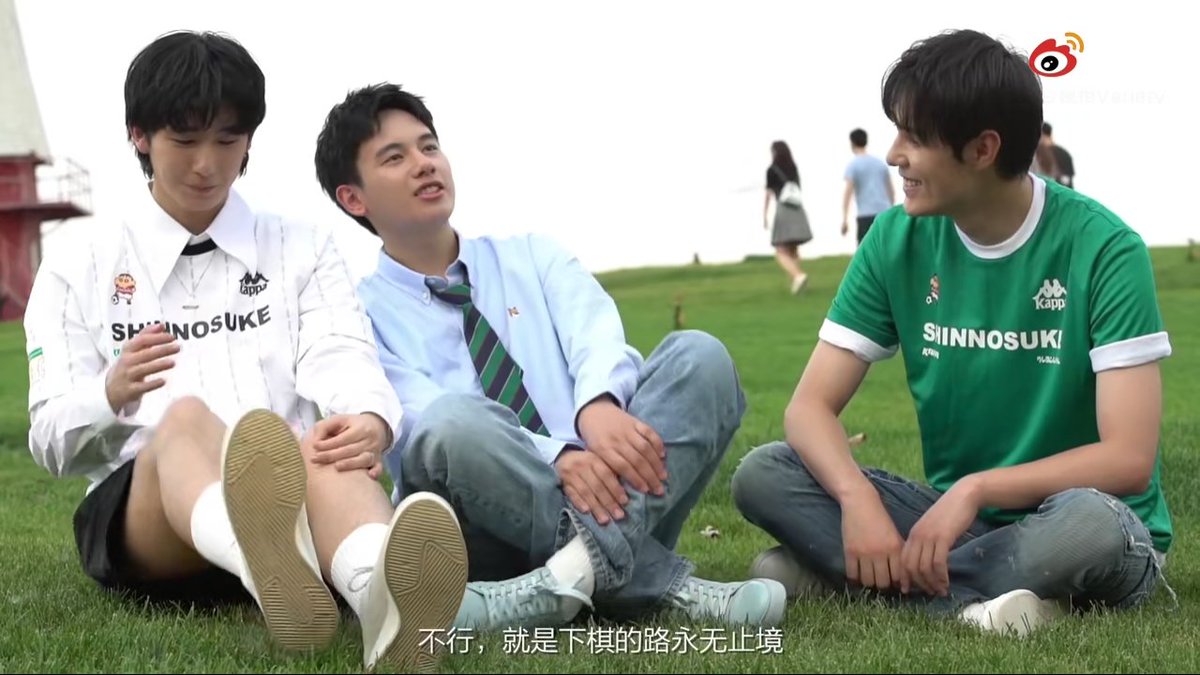 Vicky31020277's tweet photo. Have you watched the full version of this interview video of #HikarunoGo? 
#HaoFushen is pretty and sweet🌸, #HuXianxu is lovely and sunny😊🌞  #ZhangChao is like a warm brother😀 #棋魂

https://t.co/3zOJwt5lWa https://t.co/DKo0ilg7DV