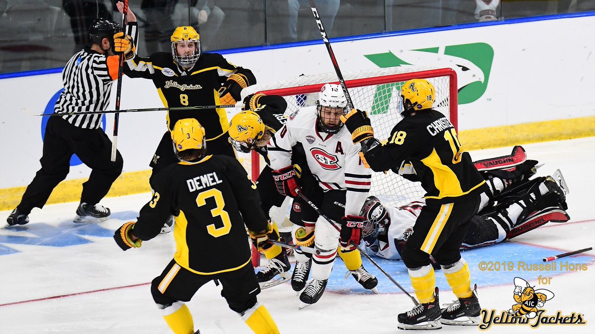 Good luck to the boys in the NCAA tournament 🐝 #LFG Seems like it was yesterday when we shocked the nation … let’s do it again 👊 <a href="/AIC_Hockey/">AIC Hockey</a>