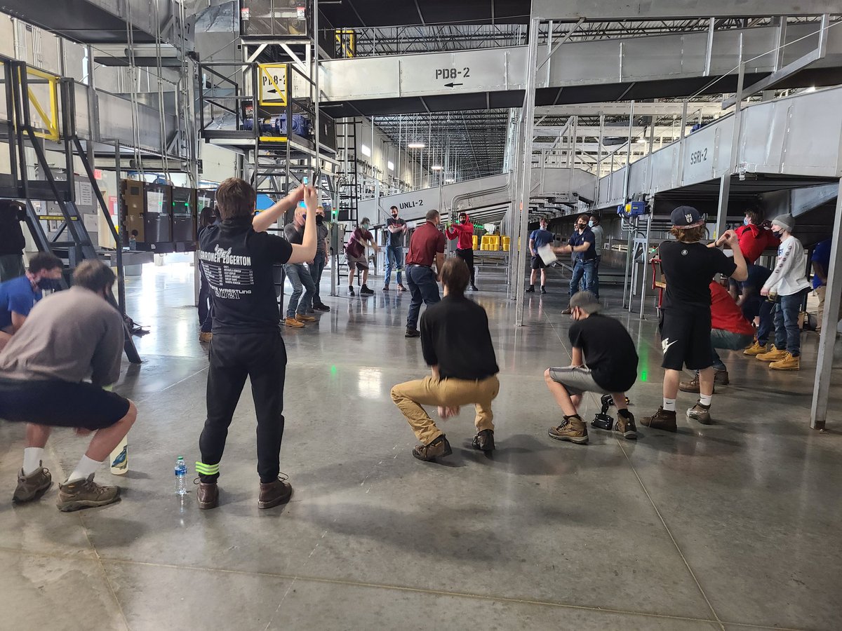 Primary getting ready bailing some water!!! #edgetwi <a href="/tannercain98/">Tanner Cain</a> <a href="/joeboyleups/">Joe Boyle</a> <a href="/QuinnwestUPS/">Quinn Westphal</a>