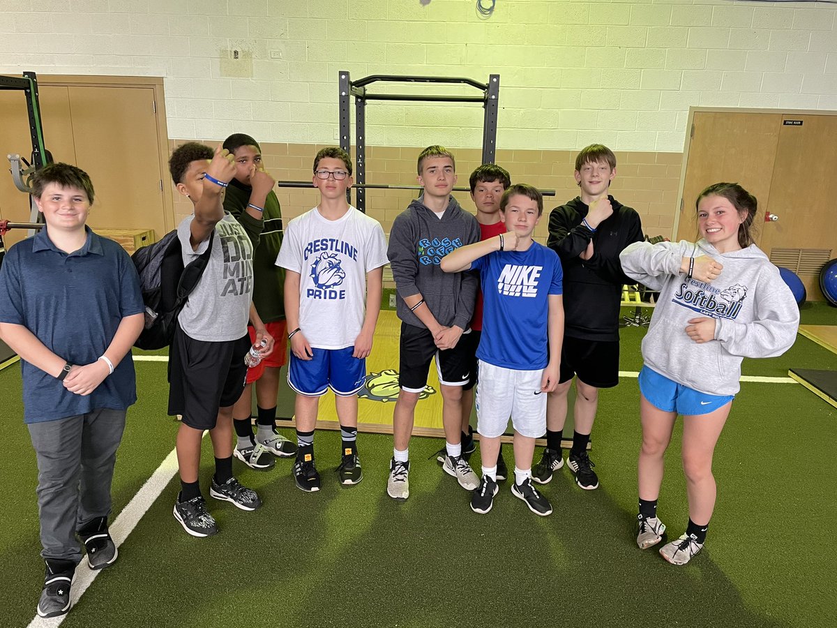 coach_king_ohs's tweet photo. Congratulations to our athletes earning their bands this week!
Earning their COMMITMENT band:
Kerrigan Ellenberger
Ivy Stewart
Mason Lash
Parker Bowman
Kenny Simpson
Delaney Harris
#COMMITMENT #CULTURE #CHARACTER #WeTheDogs #dogstrong #junkyarddogs https://t.co/dH36swPZbu